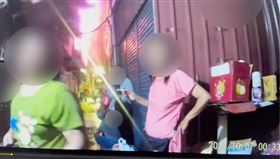 租客神明桌電線走火，社子島分租套房火警，1死7獲救。（圖／翻攝畫面）