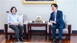 520交接後首同框　蔡賴官邸敘舊照片曝光