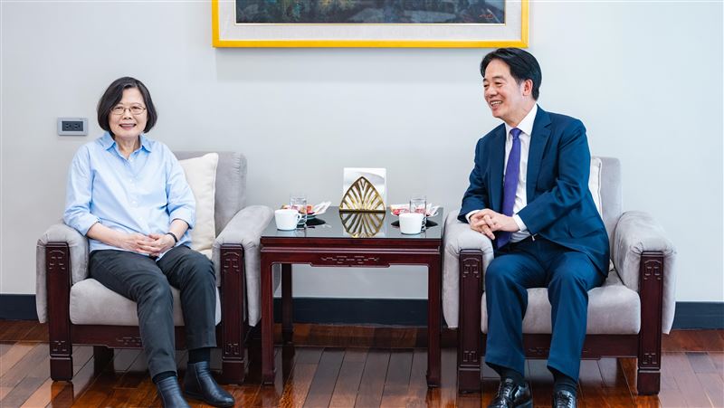 賴清德挺蔡英文訪歐拚外交　派黃重諺隨行