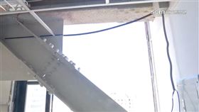 颱風後上學日! 文藻大學屋瓦.門窗破 修繕需千萬