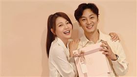 謝京穎今年和張書偉補辦婚禮。（圖／翻攝自謝京穎IG）