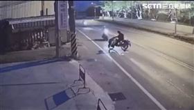 南投,埔里,流浪一哥,肇逃,車禍,命危（圖／翻攝畫面）