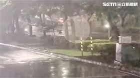 北市鄭翁騎腳踏車沿環河快速道路北上快車道逆向行駛遭撞身亡。（圖／翻攝畫面）