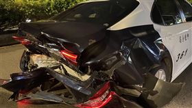 台1線,內壢,喪屍煙彈,追撞,警車（圖／民眾提供）