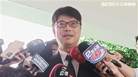 陸委會主委邱垂正今（8）日赴立法院施政報告質詢前受訪。（圖／記者盧素梅攝影）