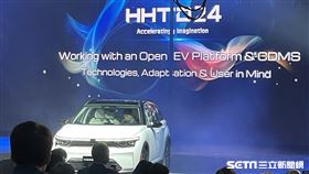 鴻海電動車MODEL C北美版也亮相。（圖／記者王翊綺攝影）