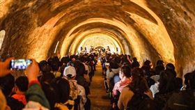 秋風藝起．舞動澎湖-「2024澎湖鹹水煙藝術季」10月鑼聲響起！（業配勿用）