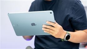 蘋果今年新款M4版iPad Pro及M2版iPad Air兩款平板，吸引不少高端用戶回購。（圖／品牌業者提供）