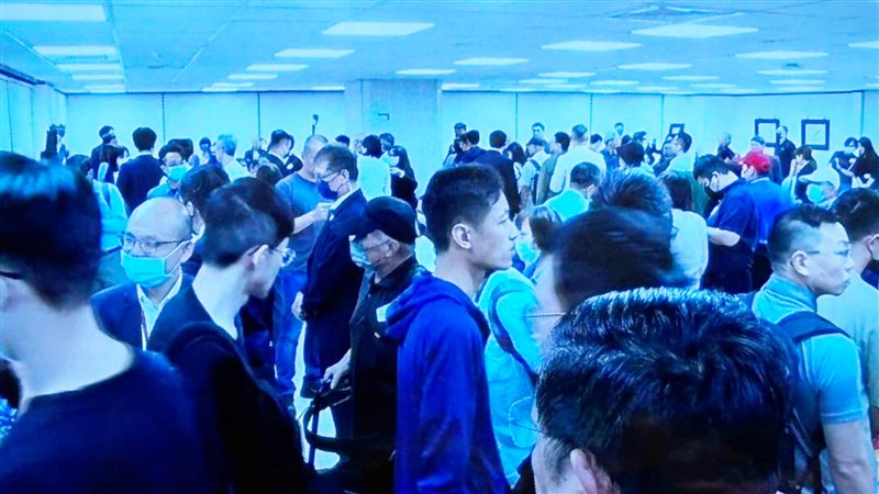 闖關成功　新光金臨股會投票通過新新併