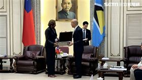 韓國瑜接見及款宴聖露西亞參議院議長雷諾絲（Alvina Reynolds）訪問團。（圖／記者詹宜庭攝影）