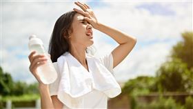 遇見秋老虎小心變成母老虎！守護膠原蛋白大作戰（業配勿用）