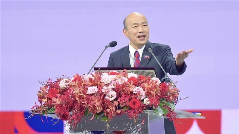 韓國瑜大笑：不能熱戀、狂戀中華民國嗎？