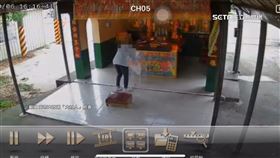 高雄,信眾,財神廟,立筊,監視器,神明,風水命理師