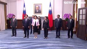 ▲總統賴清德偕第一夫人吳玫如與副總統蕭美琴於總統府內接受國慶外賓致賀