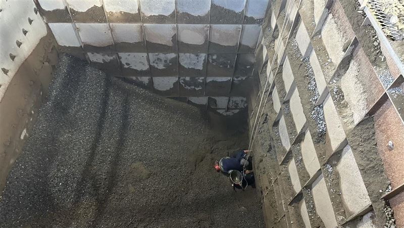 雲林男移工遭砂石掩埋「只剩頭」急送醫
