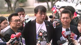 黃國昌、吳春城、林國成。