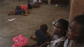 海地暴動釀115死！男孤兒成幫派招募對象　女孩慘遭剝削、性虐待。（美聯社）