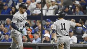 ▲賈吉（Aaron Judge）敲出季後賽首支長打，洋基淘汰皇家挺進美聯冠軍賽。（圖／美聯社／達志影像）