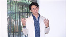 温昇豪、導演林立書、張榕容、安心亞、洪暐哲出席《整形過後》開鏡記者會。（圖／記者鄭孟晃攝影）