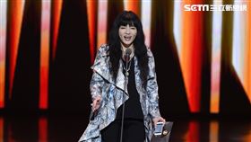 唐綺陽擔任廣播金鐘頒獎人。（圖／三立提供）