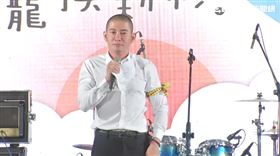 黃益中提到，謝國樑上任後，縣市長滿意度幾乎都倒數，相當落漆、丟臉。