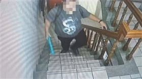 鍾小平潑漆犯（圖／翻攝畫面）