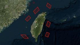 解放軍展開「聯合利劍-2024B圍台軍演」 。（圖／翻攝微博）
