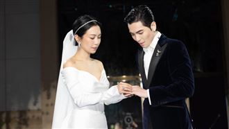 老蕭婚宴嗨成演唱會　坤達柯震東拱跳16蹲