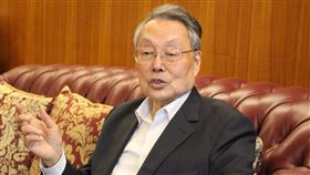 宏碁創辦人施振榮呼籲領導人應3C而後行，5C而齊動。（圖／施振榮辦公室提供）