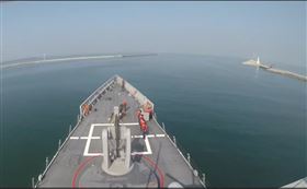 中共解放軍今（14）日在台灣周圍展開軍事演習，國軍也派出海軍銘傳軍艦，與海軍海鋒大隊機動飛彈、雷達車組前往指定位置，應對共軍演習。（圖／國防部提供）