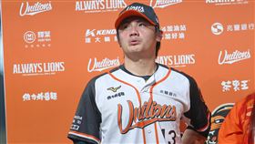 ▲統一獅陳鏞基賽後哽咽落淚。（圖／統一獅提供）