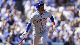 ▲林多（Francisco Lindor）炸裂「首局首打席」全壘打，中斷道奇季後賽33局無失分紀錄。（圖／美聯社／達志影像）