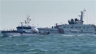 雙方肉眼可見…近距對峙中國海警畫面曝！
