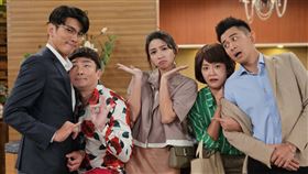 《愛的榮耀》演員大合影，左起吳政澔、洪毛、曾智希、賴慧如、曾子益。（圖／民視提供）