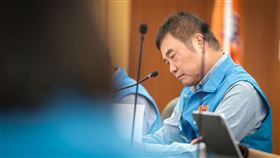 鍾東錦向齊柏林、齊廷洹、苗栗縣民道歉。（圖／翻攝自鍾東錦臉書）