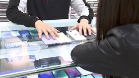 換機囉! 手機降價排行