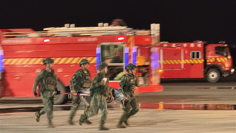 國軍夜間現身桃機　驚人答案曝光