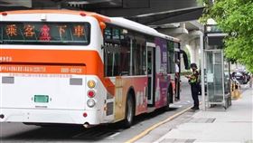 台中,公車大執法,取締,違規,闖紅燈（圖／翻攝畫面）