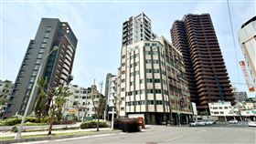 鹽埕區新屋助攻，中古房價連帶補漲，Q2平均房貸水位飆升。(圖-台灣房屋)