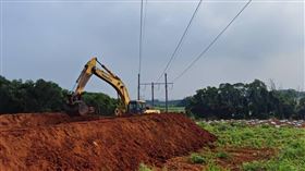 漢翔,航空,跳電,國防,台電,挖土機（圖／翻攝畫面）