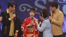 原田悠里（中）接受白冰冰訪問。（圖／民視提供）