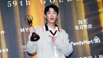 柯震東獲迷你男配淚謝：沒想到會是我