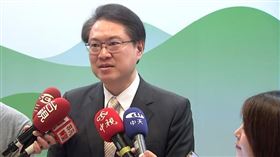 林右昌11日受訪談拆樑