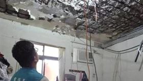 桃園東埔里一處民宅天花板無預警掉落，嚇壞屋主，所幸無人受傷。（圖／桃園市議員黃家齊提供）