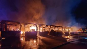 台中、電動、巴士、連環燒、爆炸聲、北屯