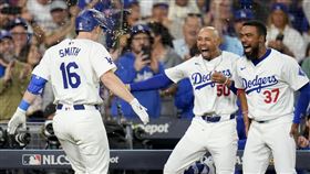 ▲道奇在國聯冠軍戰G6單局炸裂2發全壘打。（圖／美聯社／達志影像）