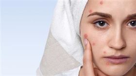 中醫師教你破解生理期「姨媽肌」大爆發！這樣保養超有效！（圖／姊妹淘）