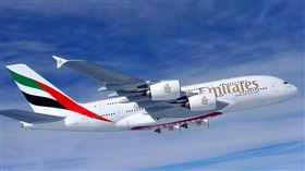 阿聯酋航空A380於8/1重返台灣阿聯酋航空旗艦巨無霸客機A380將於8/1重返台灣。阿聯酋航空與桃園國際機場合作舉辦抽獎，當天拍到飛機身影就可參加抽獎，活動辦法可參考桃園國際機場臉書粉專貼文。（阿聯酋航空提供）中央社記者汪淑芬傳真  112年7月26日