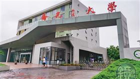 僑光科大位於台中市西屯區，目前有將近9千名學生。