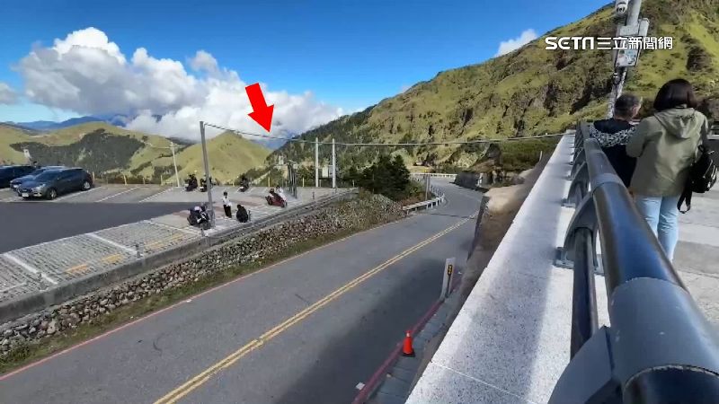 獨／武嶺高空電線擋天際線　遭轟有礙美觀